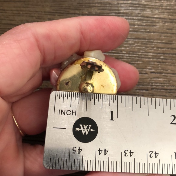 Vintage JAPAN Clip Earrings Ivory Mother of Pearl - Picture 11 of 14